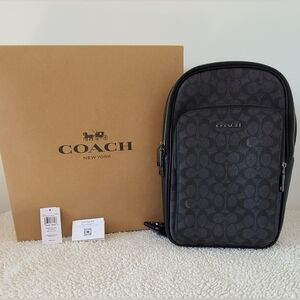 Coach Waist Bag / Body Bag Ethan Pack In Signature Canvas (NWT)